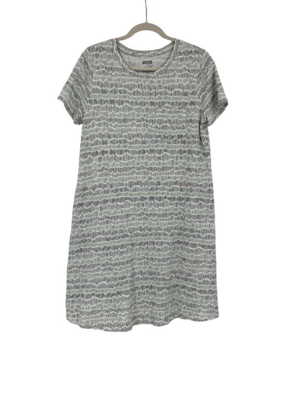 Duluth Trading Size M Dress Shift To N Flow T-Shirt Stretch Knit UPF 30 White
